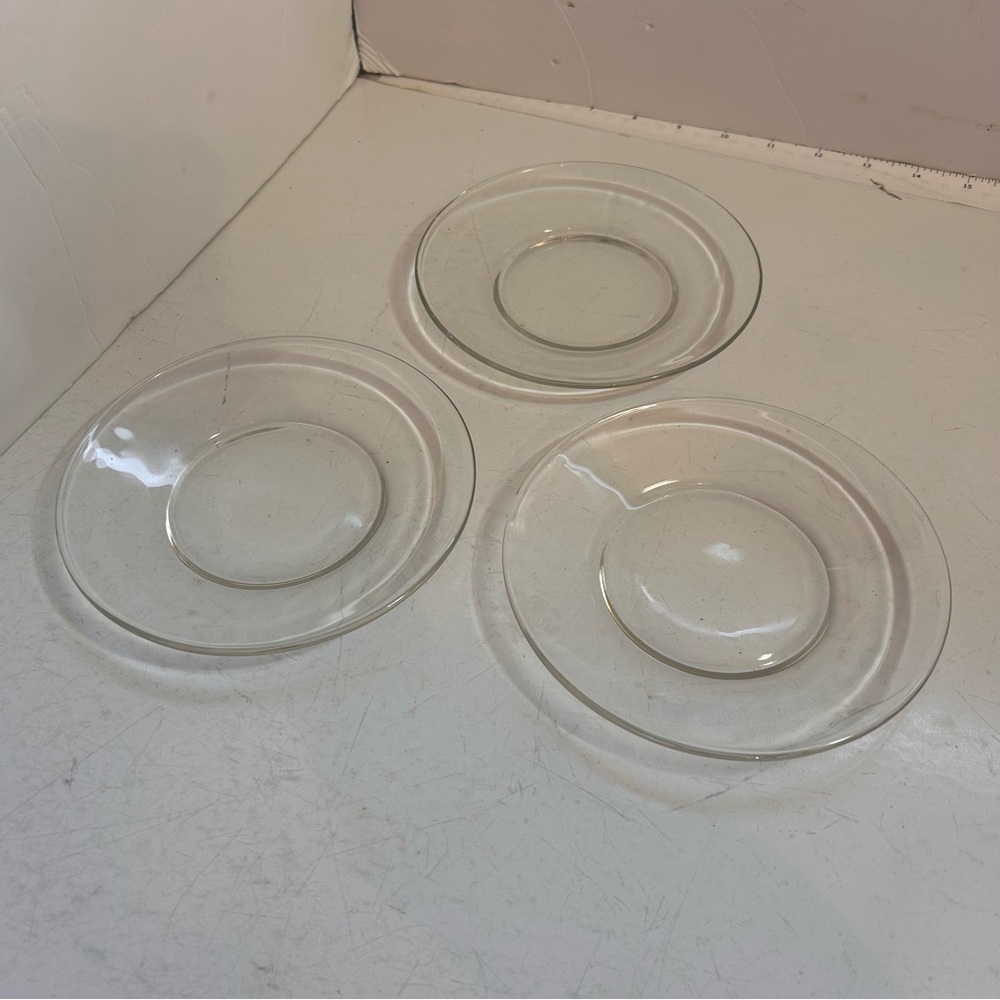 Set‎ of three clear glass vintage small round plates